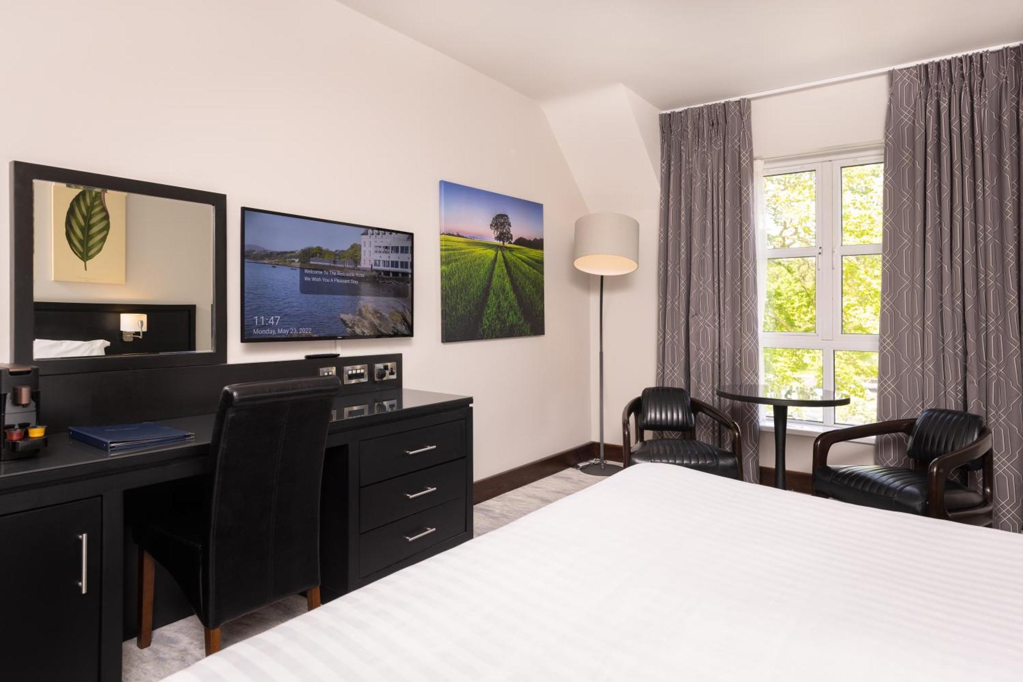 Redcastle Hotel モビル エクステリア 写真